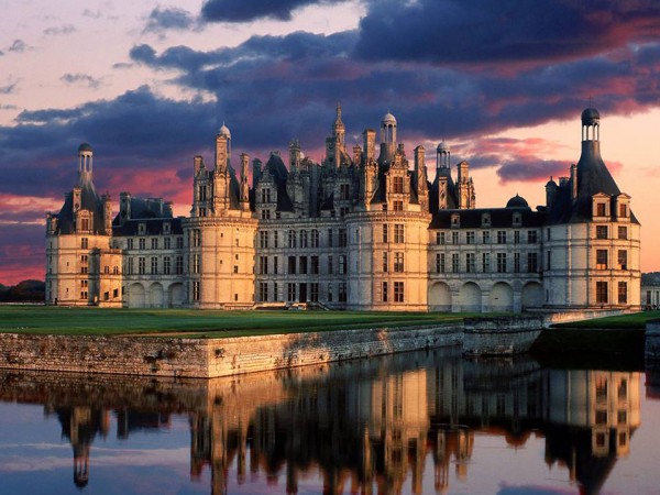 قلعة تشامبورد في فرنسا