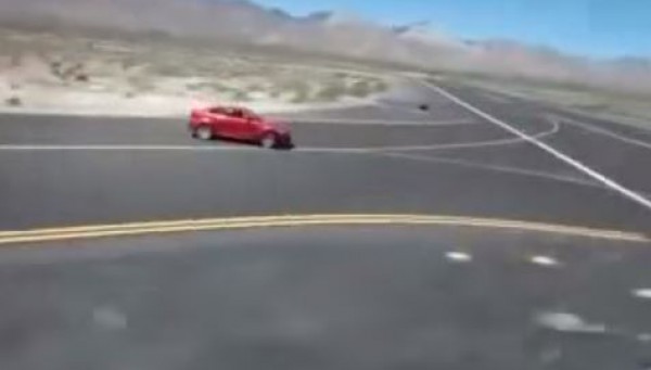 سائق محترف...وسيارة قوية