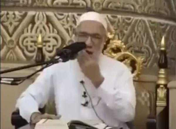 خطبة عن الحور العين وردة فعل الحاضرين..لن تتوقف عن الضحك