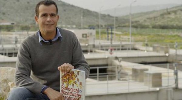 كتاب لأستاذ المياه نضال محمود يحقق أفضل نسبة مبيعات عالمياً