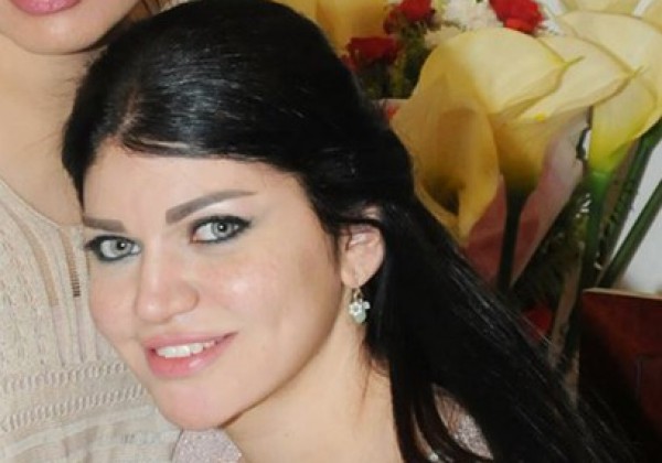 الإعلامية المصرية ياسمين الخطيب تتعرض للسرقة وتنجو من الإغتصاب