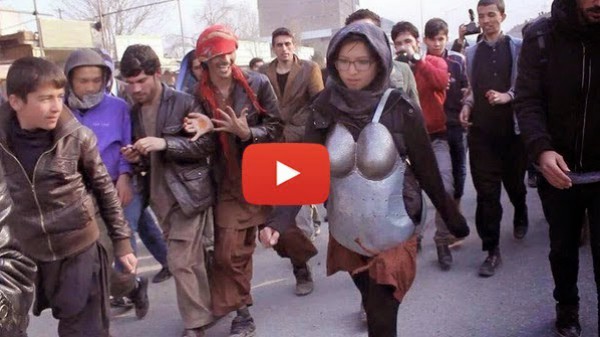 هكذا حمت فتاة أفغانية نفسها من المتحرشين