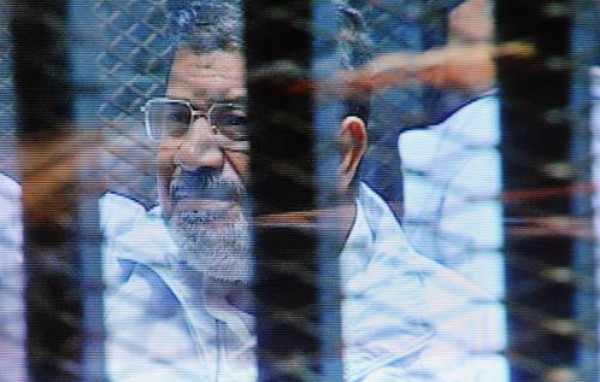 اليوم.. نظر محاكمة مرسي و 10 اخرين بالتخابر مع قطر