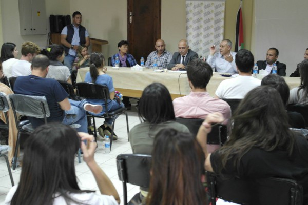 محافظ طوباس يستقبل وفد من طلاب العلاقات الدولية في جامعة ISPI الايطالية