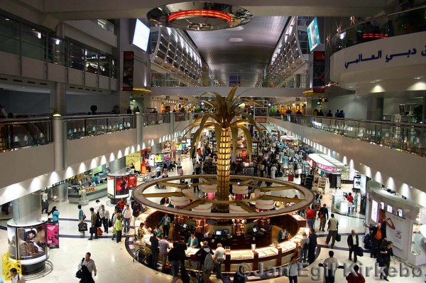 حدث في مطار دبي