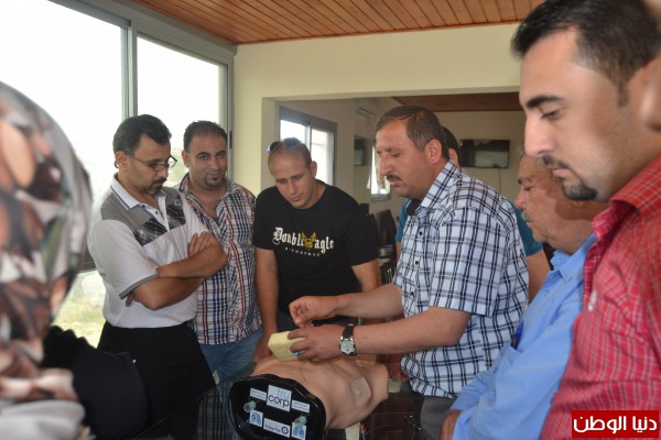 المكتب الحركي للتمريض بإقليم سلفيت ينظم ورشة عمل"طرق العناية بالإصابات الأولية