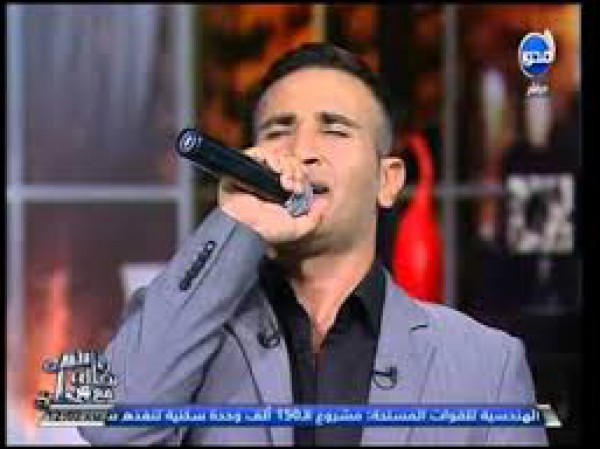 النجم أحمد سعد يغنى بصوته المميز الرائع أغنية " نعسه " وسط ذهول أحمد أدم