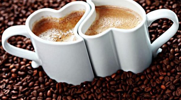 كوب قهوة يومياً يعالج الضعف الجنسي لدى الرجال