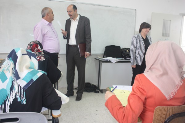 بالصور..بدء الامتحانات النهائية في كلية فلسطين التقنية