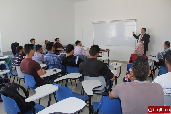 كلية فلسطين الاهلية الجامعية تنظم محاضرة حول امن المعلومات والشبكات