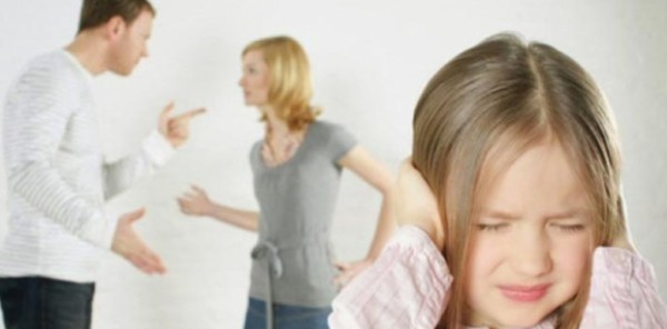 اختلال التوازن بين الأبوين يخلق اضطرابا سلوكيا لدى الطفل
