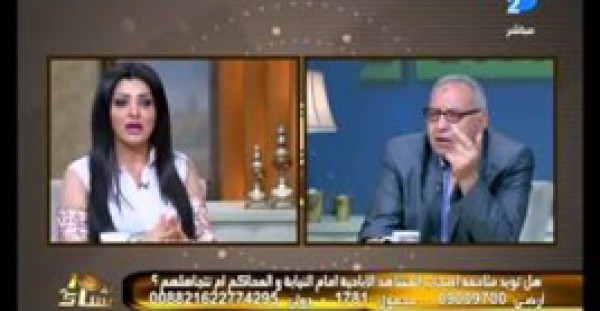 تراشق بالألفاظ بين الراقصة "برديس" وناقد فني على الهواء