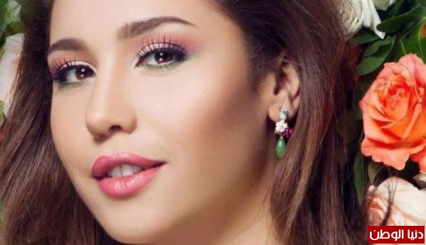 المغربية هدى سعد تحضر بالقاهرة لألبوم غنائي باللون الخليجي