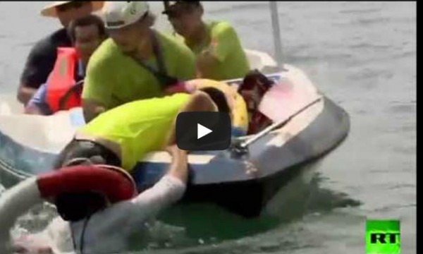 فيديو: مسابقة للسير على الحبل فوق بحيرة في الصين