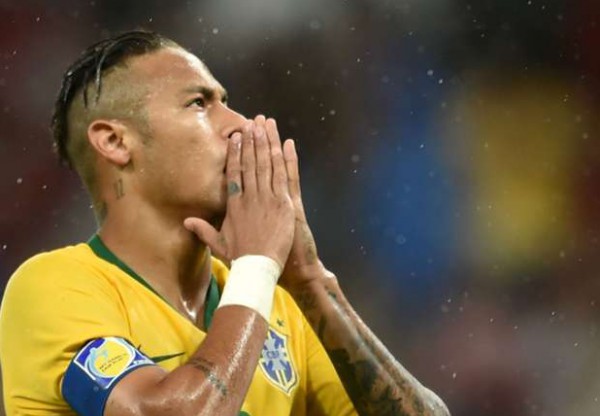 طرد اللاعب البرازيلي نيمار بعد مواجهة كولومبيا