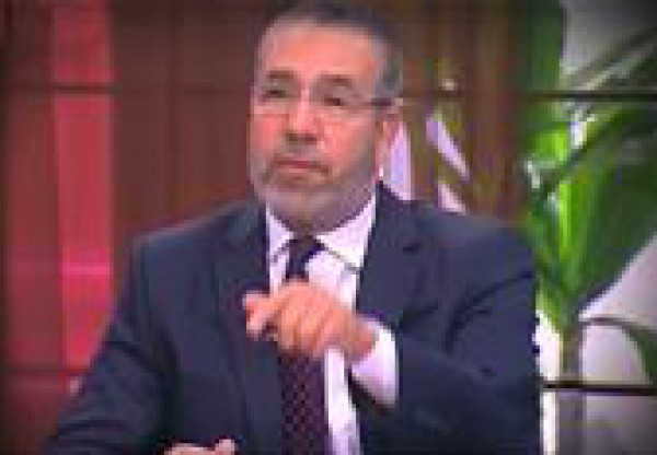 مدحت العدل عن مسلسل "حارة اليهود": صحيفة "يديعوت أحرنوت" تهاجم المسلسل قبل عرضه