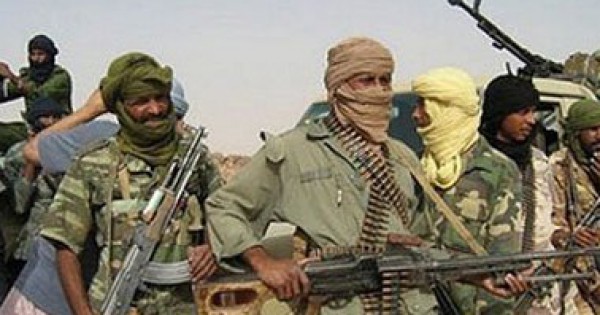 جماعة "أنصار الدين" تتبنى هجمات فى مالى وتهدد ساحل العاج وموريتانيا