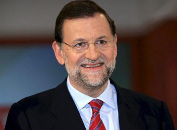 المعارضة الإسبانية تتجه لخوض «معركة قانونية» مع الحكومة