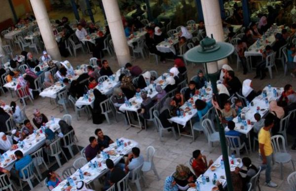 إفطار جماعي لـ20 ألف صائم بقطاع غزة السبت المقبل