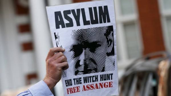 فرنسا ترفض منح حق اللجوء لمؤسس "ويكيليكس" جوليان أسانج