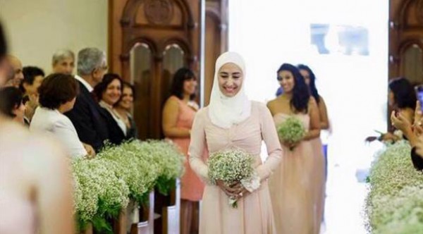 عائلة مسيحية أردنية تولم بزفاف ابنها على آذان المغرب