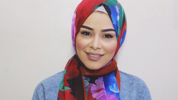 8 أفكار للفات الحجاب والمكياج من حبيبة على إنستغرام