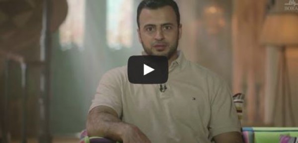 مصطفى حسني يتحدث عن مأساة العيش في الماضي