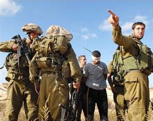 قوات الاحتلال تعتقل شابين تجاوزا الحدود من غزة