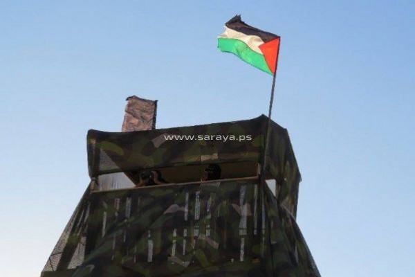 صور: سرايا القدس تبني برجاً للمراقبة مقابل موقعٍ إسرائيلي على حدود غزة