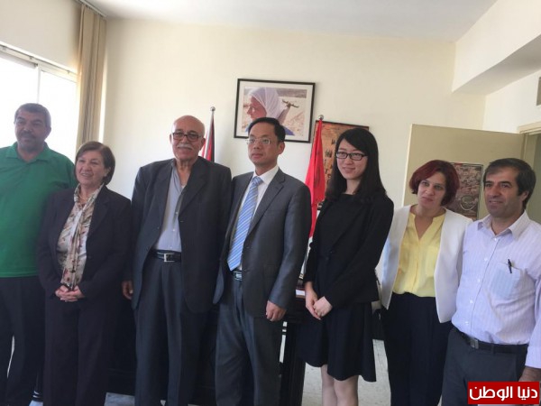 السفير الصيني يزور مقر فدا ويلتقي قادة الحزب مؤكدا دعم الصين للشعب الفلسطيني وحقوقه