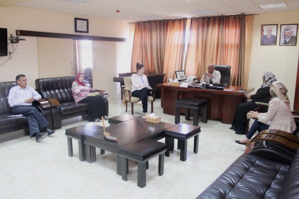 المهندس الديك يلتقي وفدا من منظمة الاسعاف الفرنسية وجمعية نساء من اجل الحياة