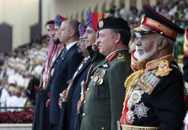 سلطنة عمان تحتفل بيوم النهضة