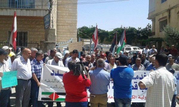الفصائل الفلسطينية تنظم اعتصاما حاشدا في البقاع