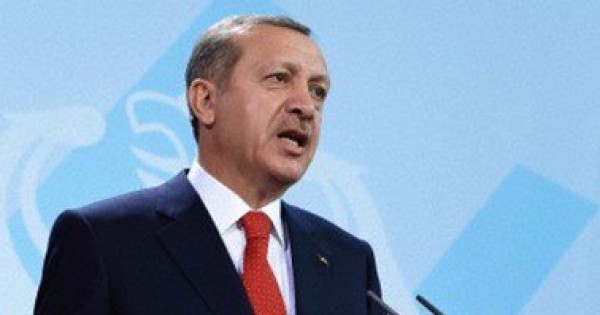 أردوغان يطالب برفع الحصانة عن النواب المتصلين بالأكراد أو الإرهاب
