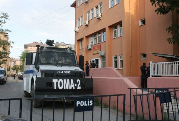 توقيف 35 مشتبها به في الحملة الأمنية ضد "العنف" بتركيا