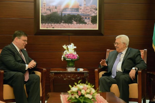 القنصل الامريكي العام الجديد في القدس دونالد بلوم يجتمع مع الرئيس ابو مازن
