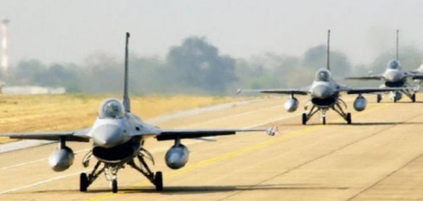 الولايات المتحدة تعلن تسليم مصر 8 مقاتلات F-16