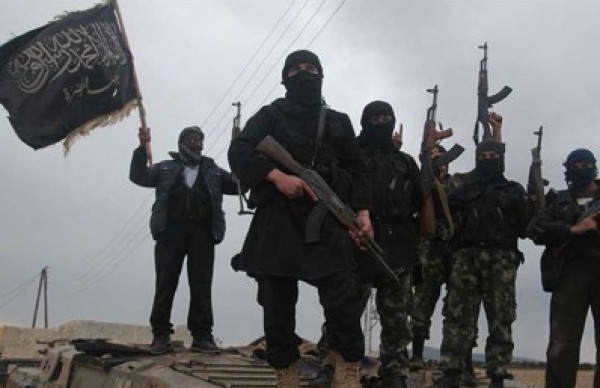 القاعدة تبث شريط فيديو يظهر "خطف" مقاتلين سوريين مدربين لدى الاميركيين