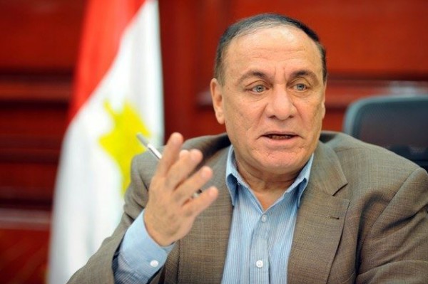 فيديو.. اللواء سمير فرج: "كيري" أتى لتهدئة العرب بعد الاتفاق النووي