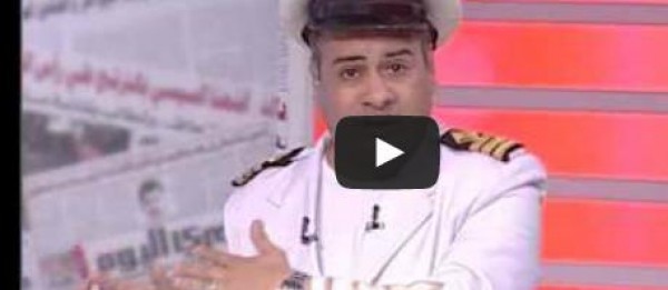 بالفيديو.. «القرموطي» قبطان بحر إحتفالاً بقتاة السويس الجديدة