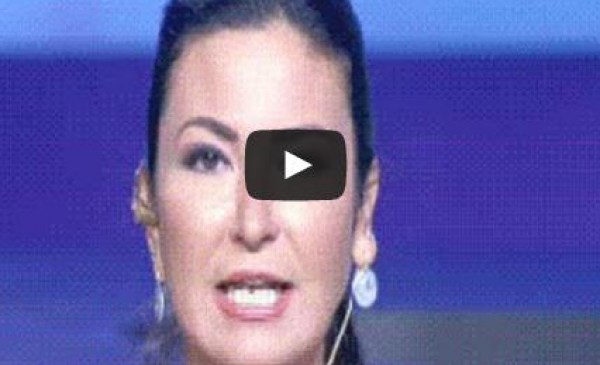 لحظة إنقطاع الكهرباء على دينا رامز فى الاستوديو ... فيديو