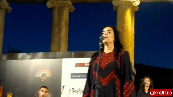 فرقة جذور الفلسطينية