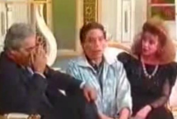 عادل امام في مقطع محذوف خارج النص بمسرحية الواد سيد الشغال