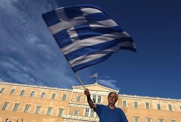 تكليف رئيسة المحكمة العليا اليونانية بتشكيل حكومة مؤقتة
