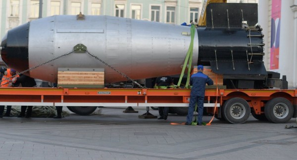 أقوى قنبلة نووية في العالم تغادر متحف ساروف للأسلحة النووية للمرة الأولى