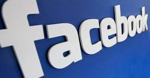 اليوم.. نظر غلق "فيس بوك" و"تويتر" بمصر لاستخدامهما فى التحريض على العنف