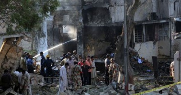 3 قتلى وعشرات الجرحى فى هجوم انتحارى على القوات الباكستانية