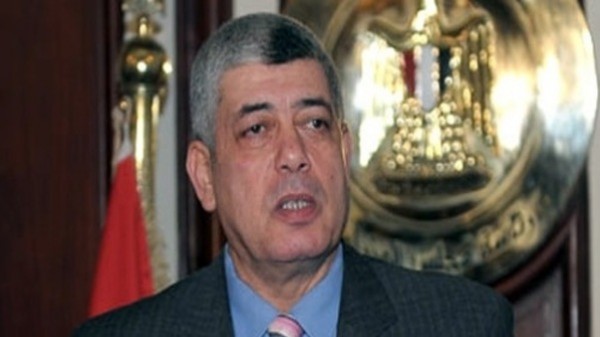 وزير الداخلية السابق يواجه مرسي بأدله إدانته في التخابر