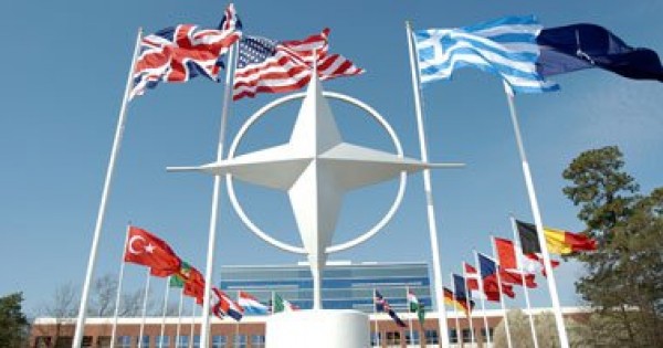 حلف الناتو يطلق ستة مراكز قيادة على حدوده الشرقية