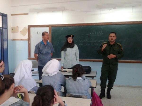 مفوضية التوجيه السياسي والوطني تنظم محاضرة للأمن الوطني بمدرسة بنات فيصل الحسيني